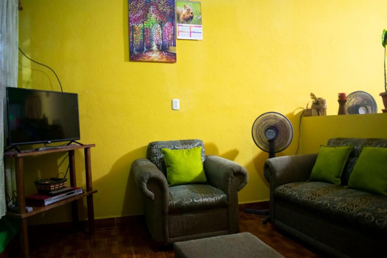 Casa Maya Itza Flores Exterior foto